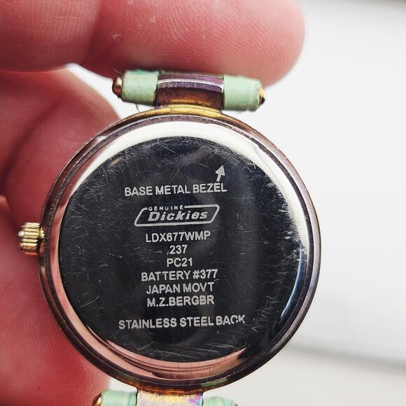 Dickies Women's Round Dial Watch Pastel Mint Green Leather Band Casual Everyday - Picture 6 of 6